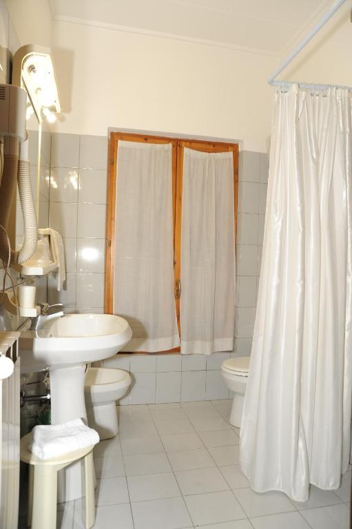 Hotel Valentini Inn Foligno Værelse billede