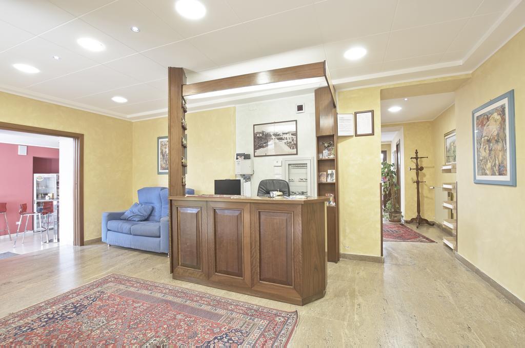 Hotel Valentini Inn Foligno Eksteriør billede