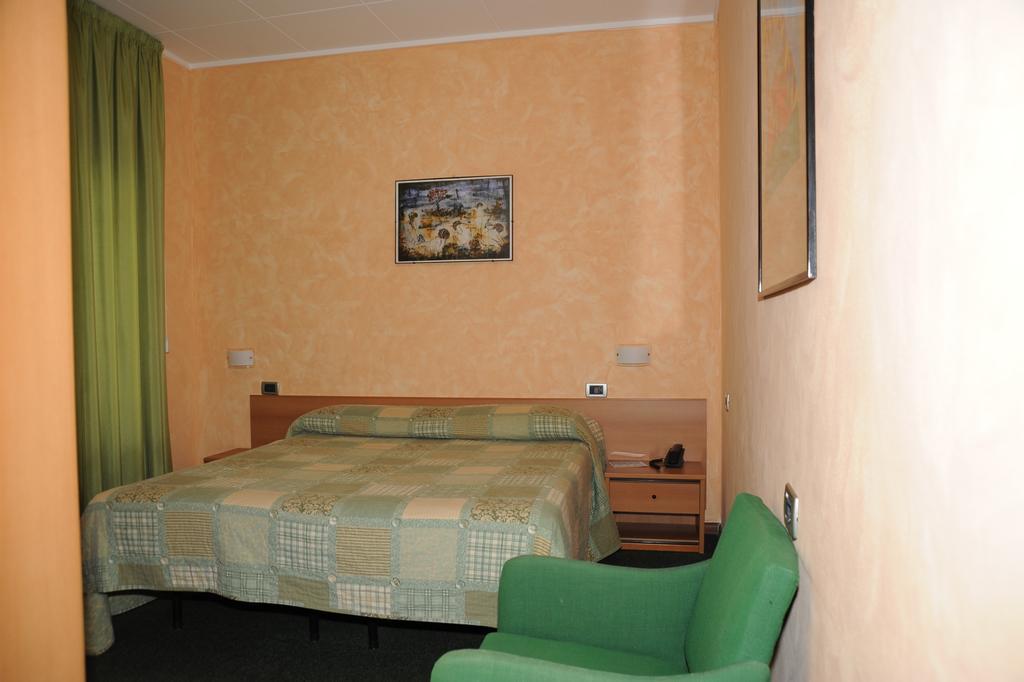 Hotel Valentini Inn Foligno Eksteriør billede