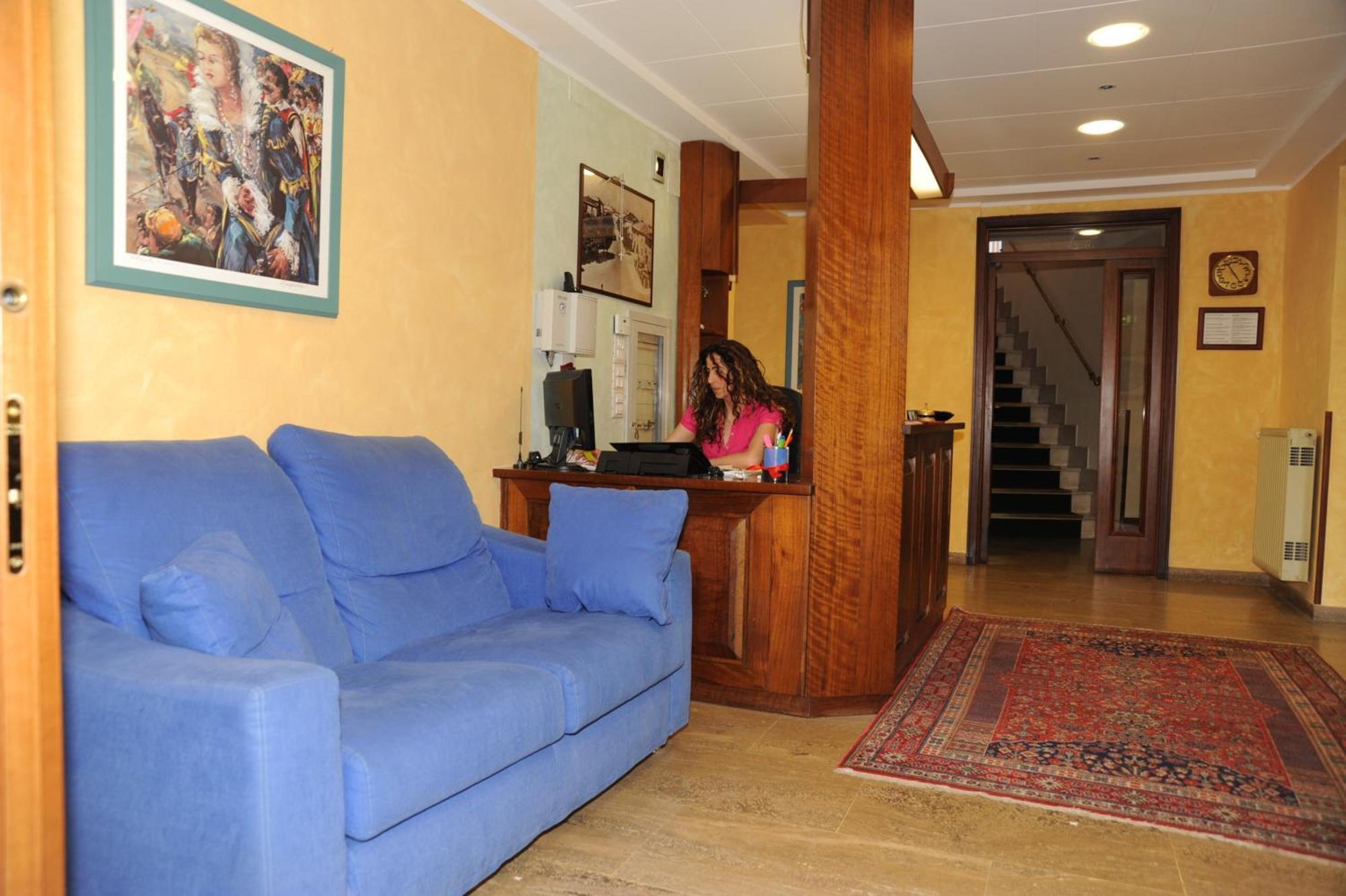Hotel Valentini Inn Foligno Eksteriør billede