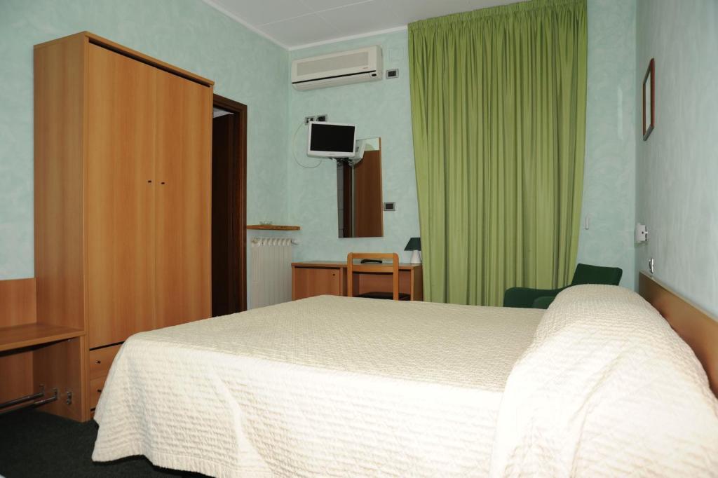Hotel Valentini Inn Foligno Værelse billede